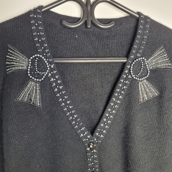 Vintage black knit cardigan with beading - Picture 8 of 13